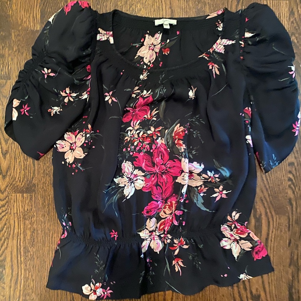 Joie peplum and puff sleeve top